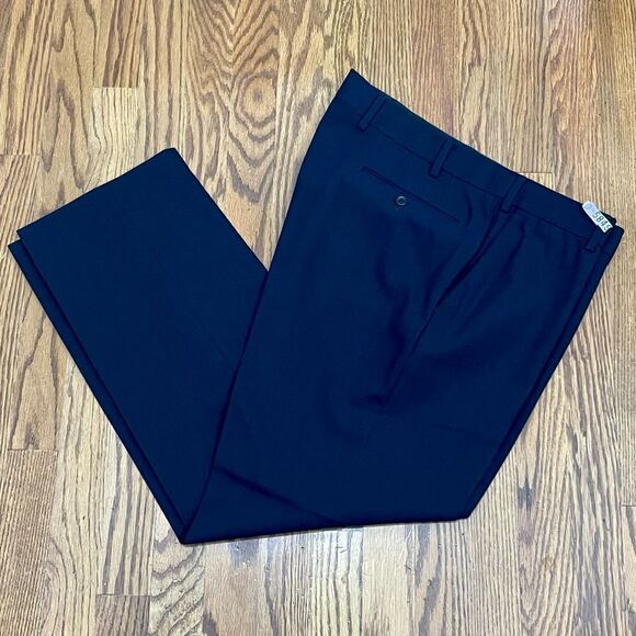Hiltl COMO Navy Blue Glat front Dress Pants. Size 34. - Picture 2 of 9